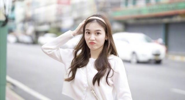 俪真护发知识：掉头发太多有救吗？